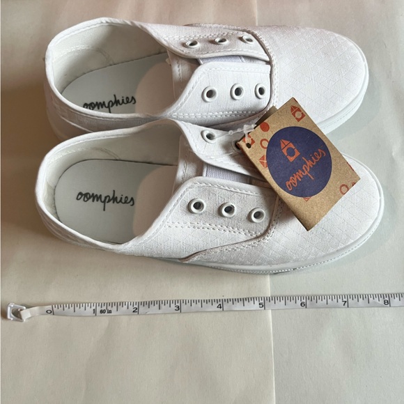 NWT Compries ROBIN WHITE shoes - Picture 9 of 13